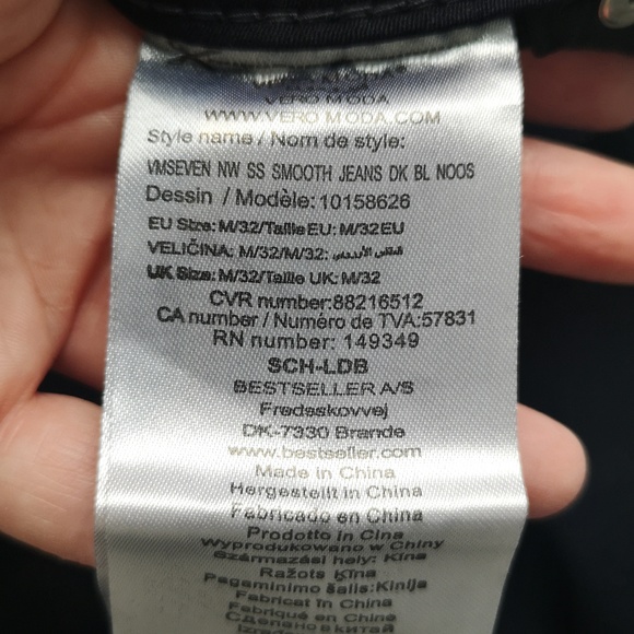 Navy Skinnies 29W/32L - Picture 5 of 6